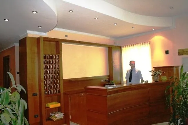 Hotel Sant'ambrogio 2*